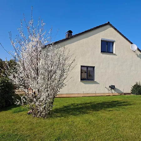 Apartment Taube In Schammels Dorf Am Brauereienweg Platz Für 7 Personen Litzendorf