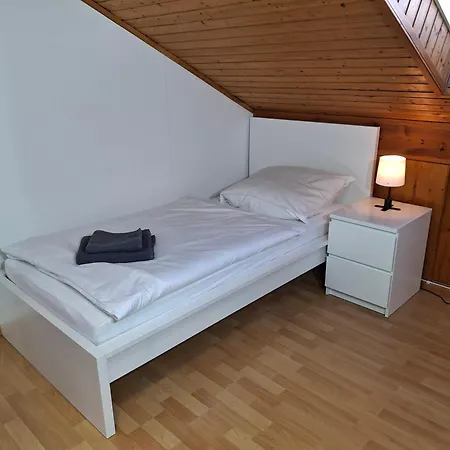 Taube In Schammels Dorf Am Brauereienweg Platz Für 7 Personen * Litzendorf